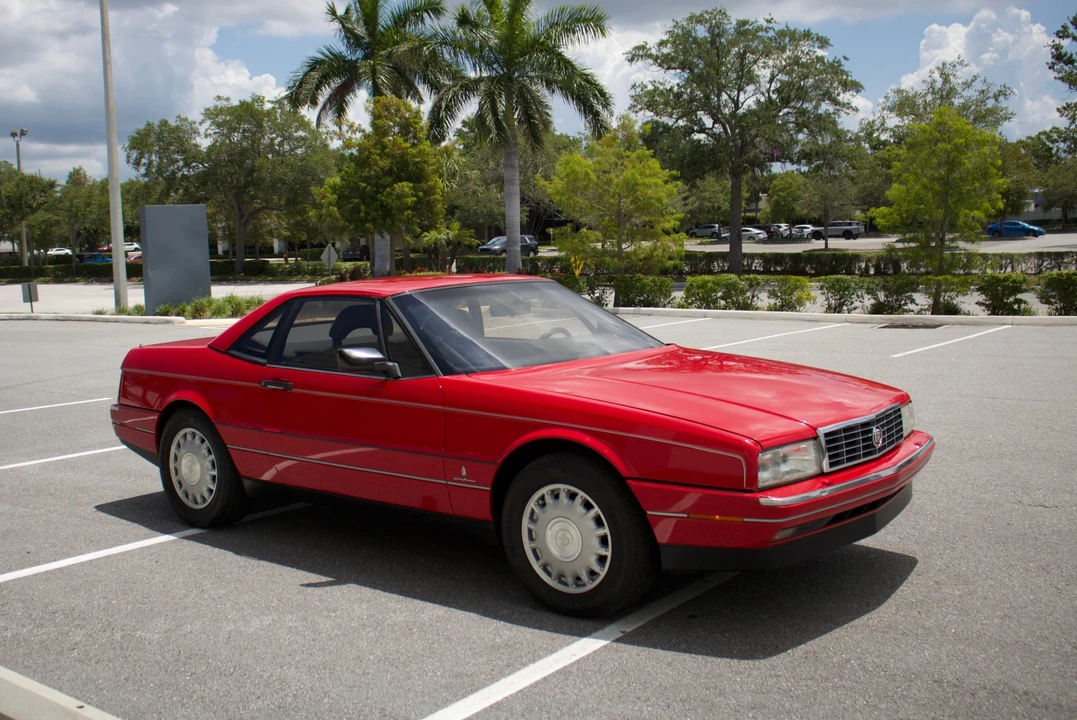 1992 Cadillac Allante - Image 23 of 31