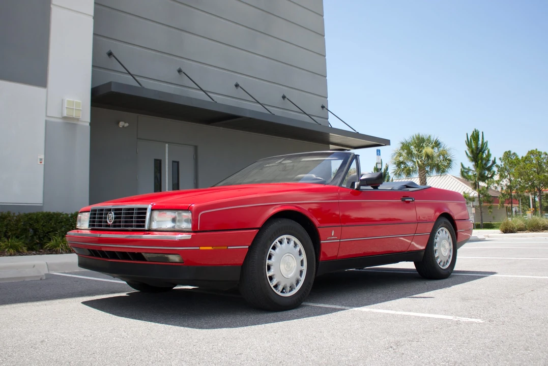 1992 Cadillac Allante - Image 12 of 31