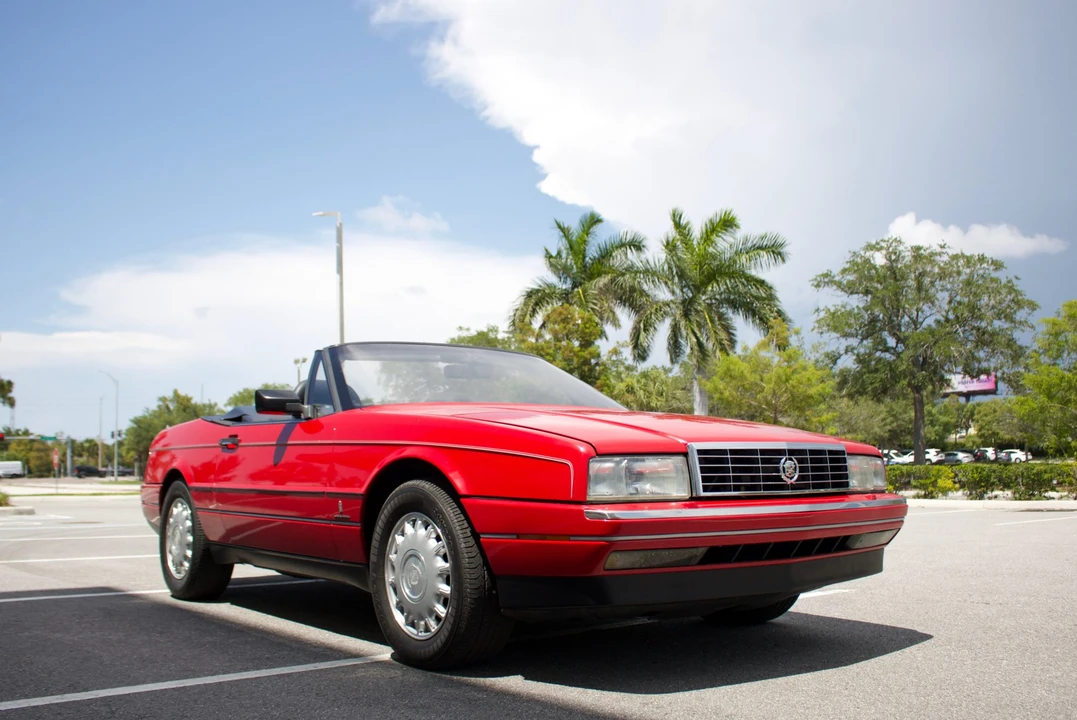 1992 Cadillac Allante - Image 3 of 31