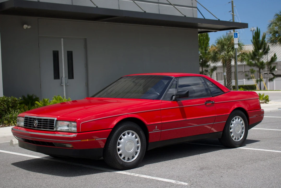 1992 Cadillac Allante - Image 27 of 31