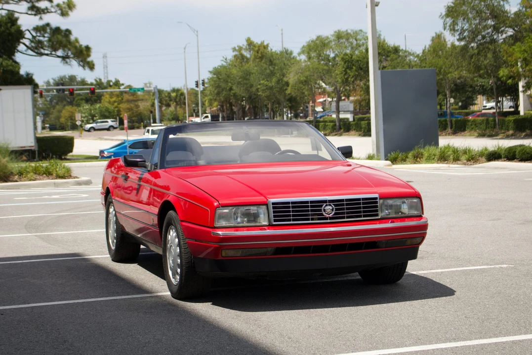 1992 Cadillac Allante - Image 6 of 31
