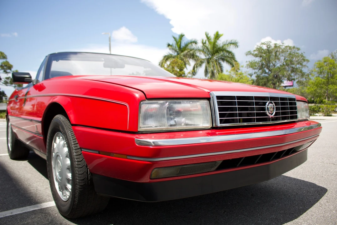 1992 Cadillac Allante - Image 5 of 31
