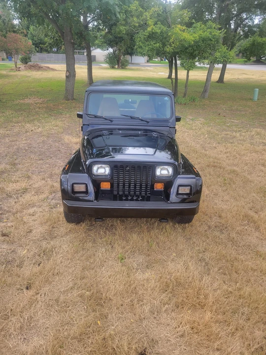 1992 Jeep YJ Wrangler - Image 4 of 31