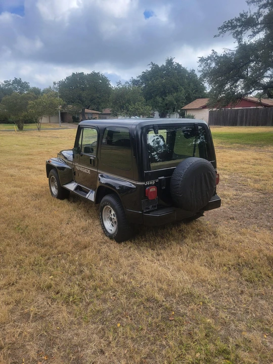 1992 Jeep YJ Wrangler - Image 15 of 31