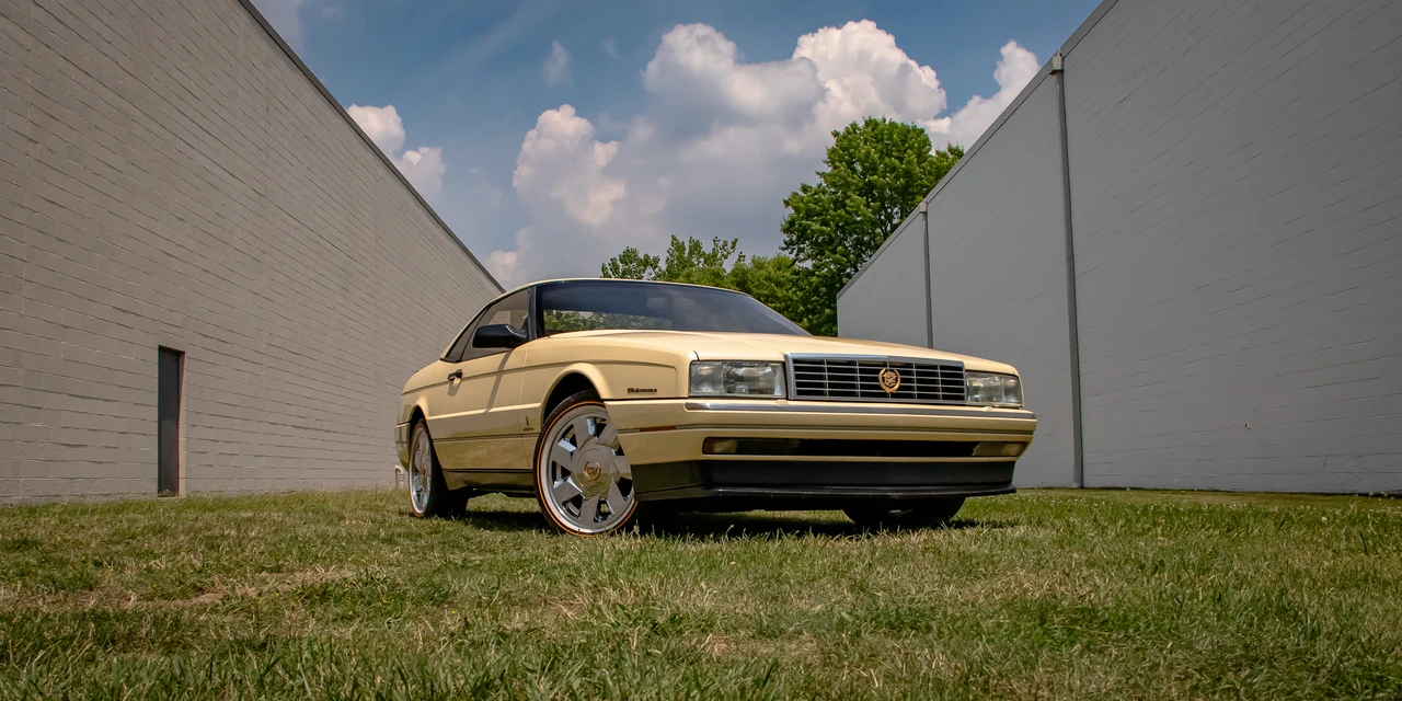 1993 Cadillac Allante - Image 28 of 31