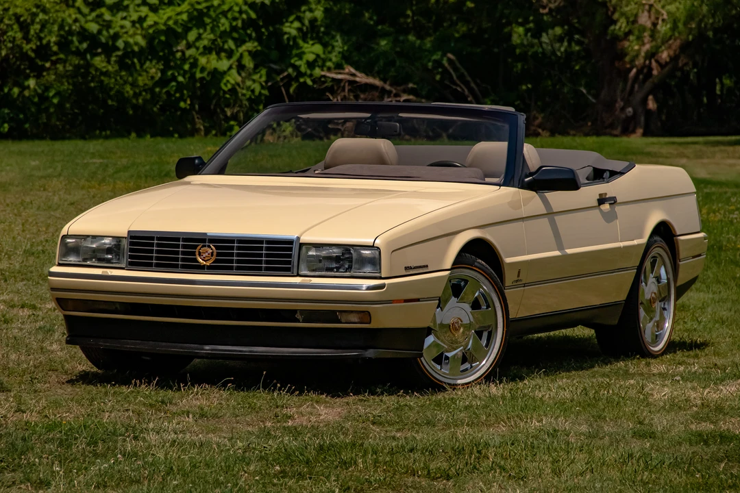 1993 Cadillac Allante - Image 8 of 31