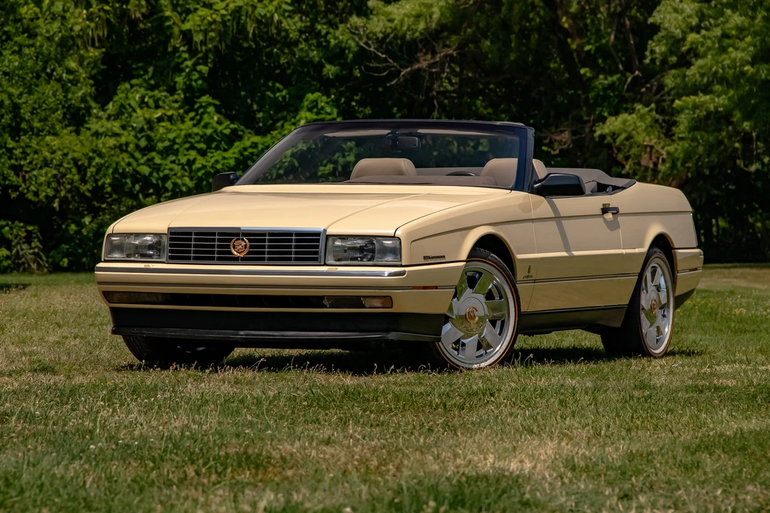 1993 Cadillac Allante - Image 6 of 31