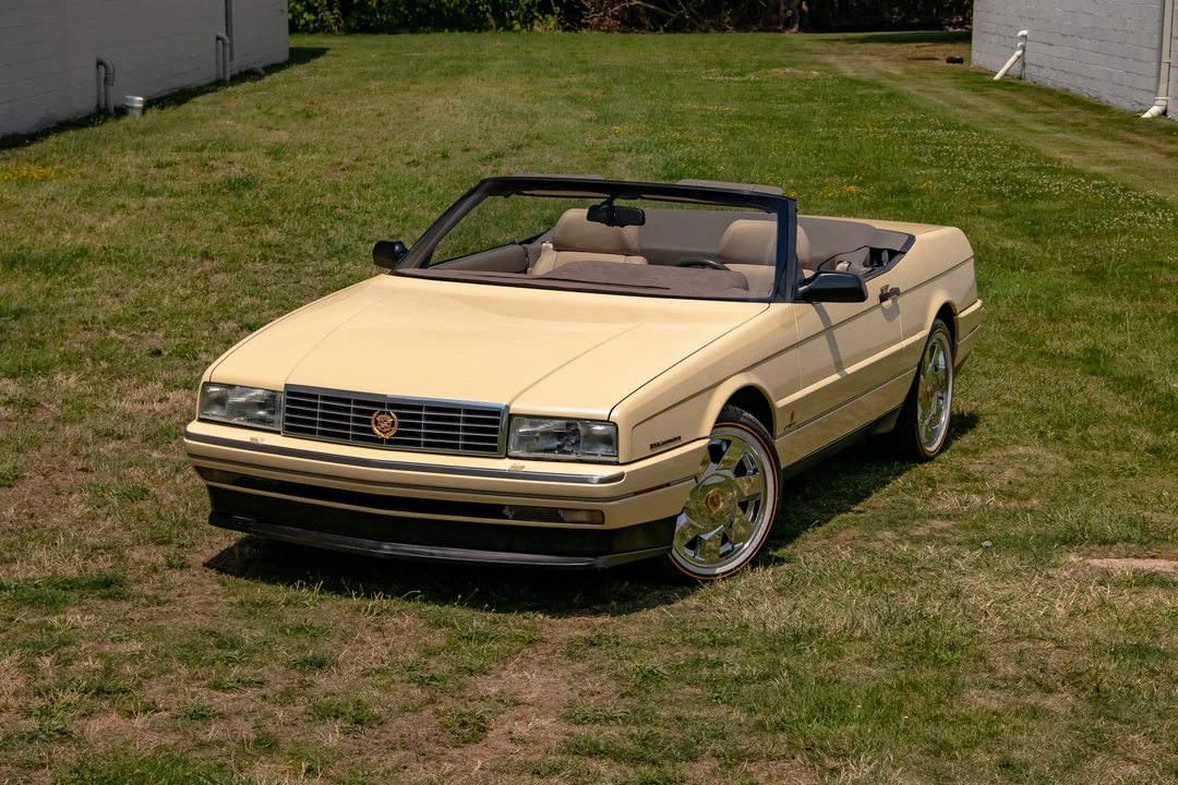 1993 Cadillac Allante - Image 4 of 31