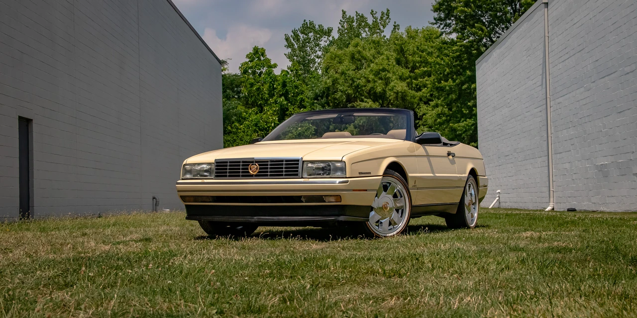1993 Cadillac Allante - Image 5 of 31
