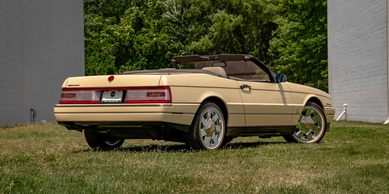 1993 Cadillac Allante - Image 20 of 31