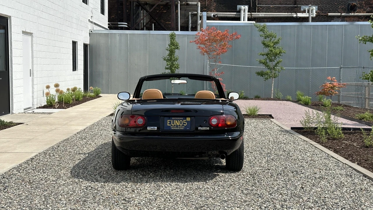 1993 Mazda NA MX-5 Miata - Image 13 of 31