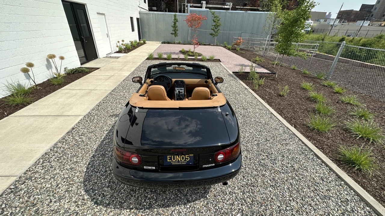 1993 Mazda NA MX-5 Miata - Image 12 of 31