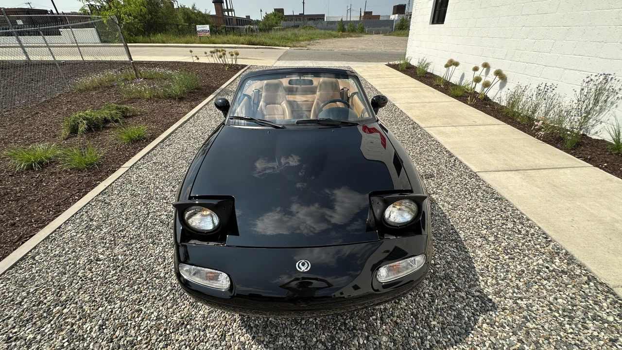 1993 Mazda NA MX-5 Miata - Image 29 of 31