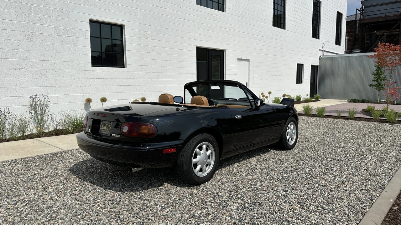 1993 Mazda NA MX-5 Miata - Image 14 of 31