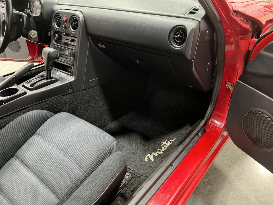 1993 Mazda NA MX-5 Miata - Image 25 of 31