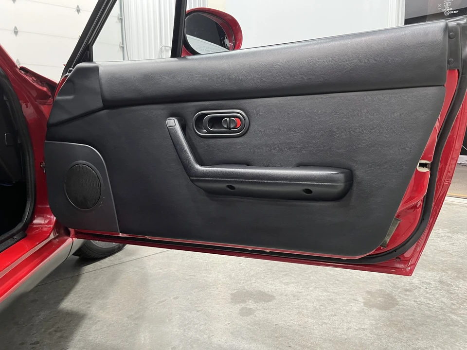 1993 Mazda NA MX-5 Miata - Image 26 of 31