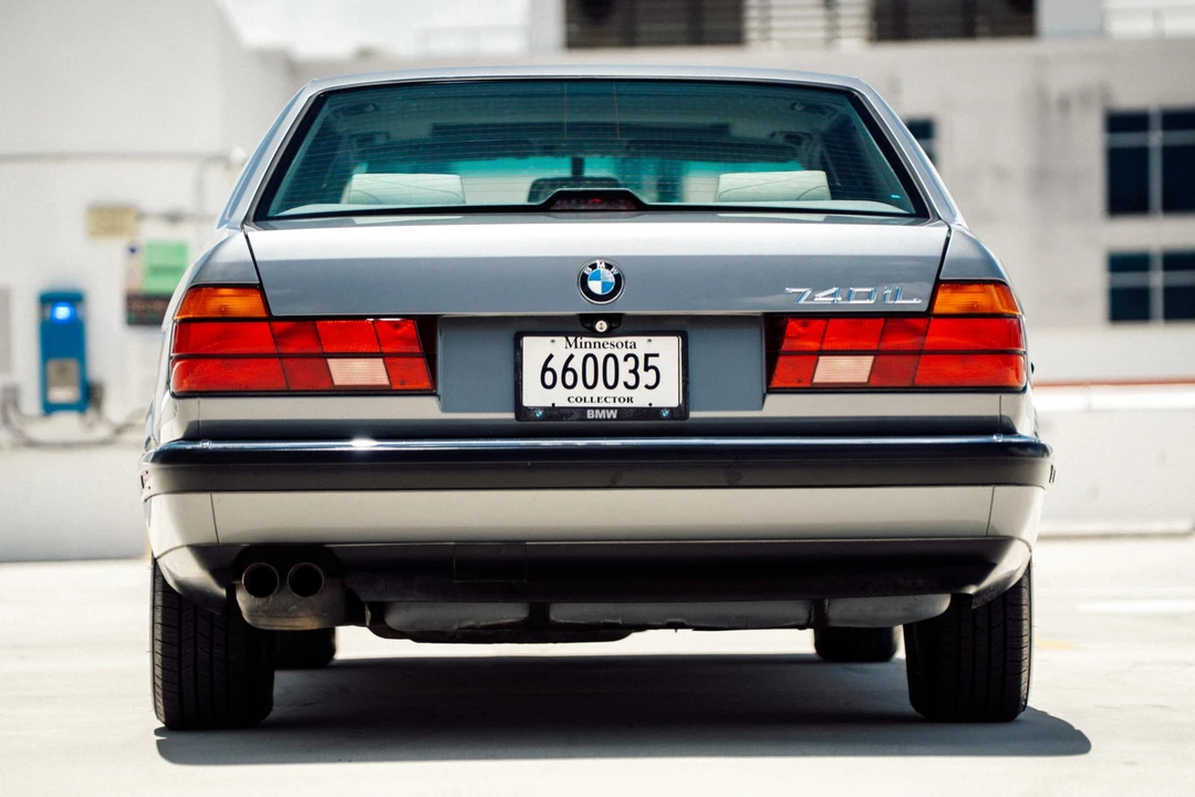 1994 BMW E32 7 Series - Image 6 of 31