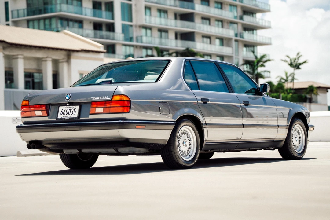 1994 BMW E32 7 Series - Image 7 of 31