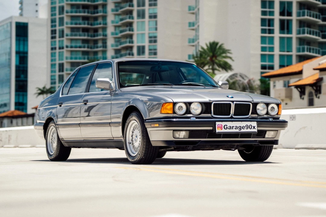 1994 BMW E32 7 Series - Image 10 of 31