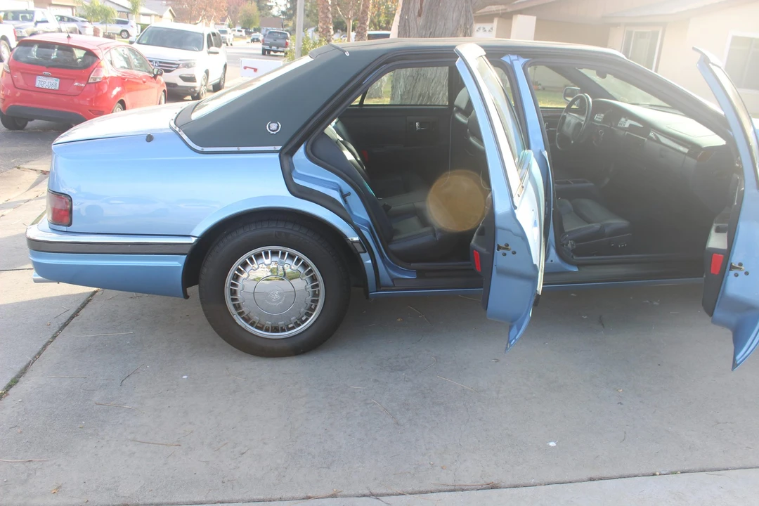1994 Cadillac Seville - Image 20 of 31