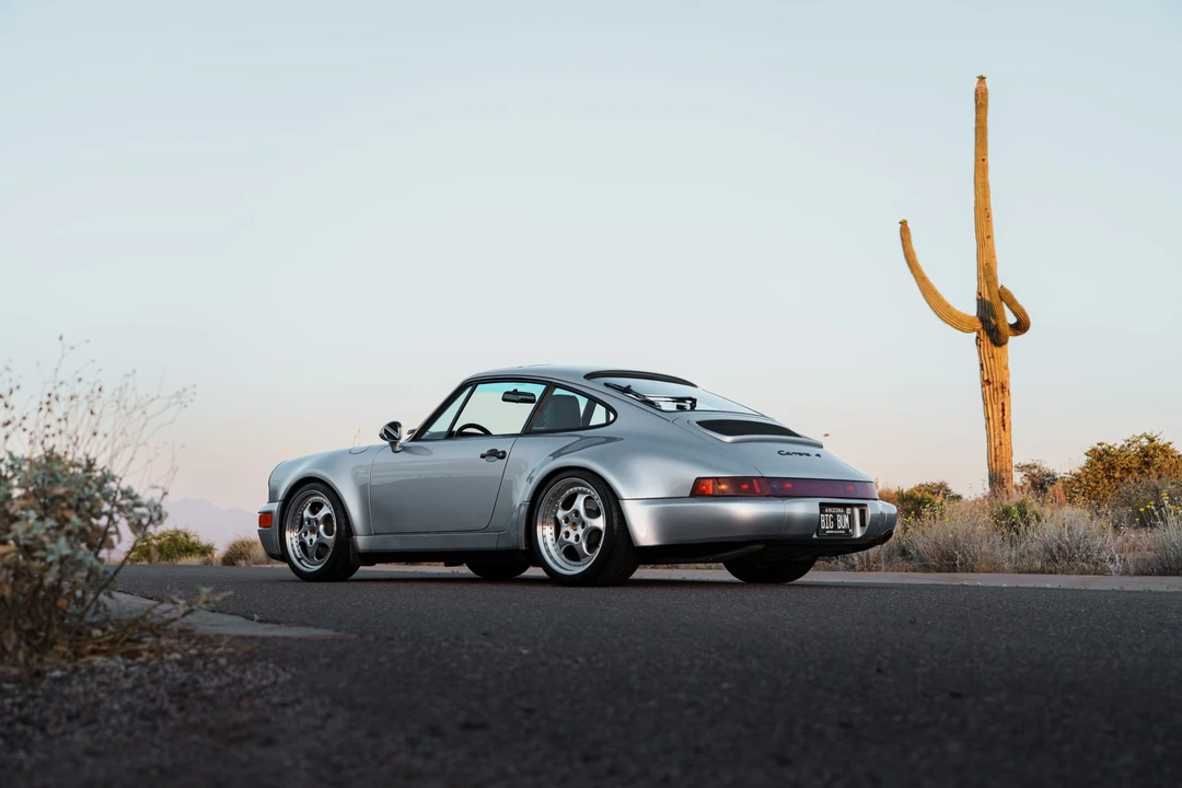 1994 Porsche 964 Carrera 4 - Image 11 of 31