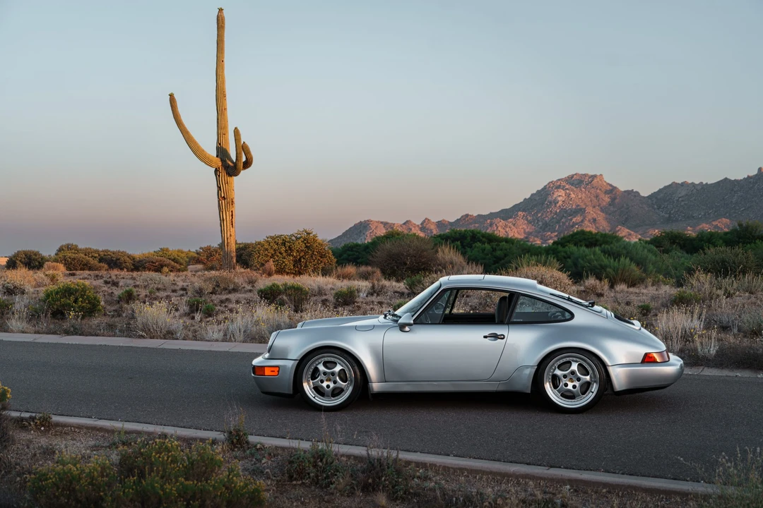 1994 Porsche 964 Carrera 4 - Image 9 of 31