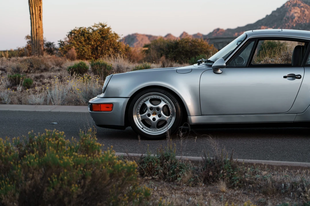 1994 Porsche 964 Carrera 4 - Image 26 of 31