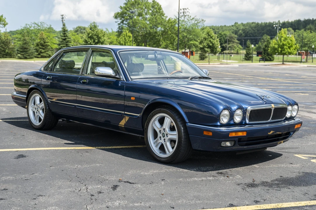 1995 Jaguar X300 XJ - Image 7 of 31