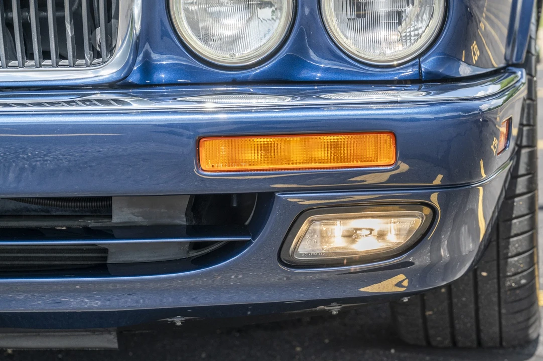 1995 Jaguar X300 XJ - Image 12 of 31