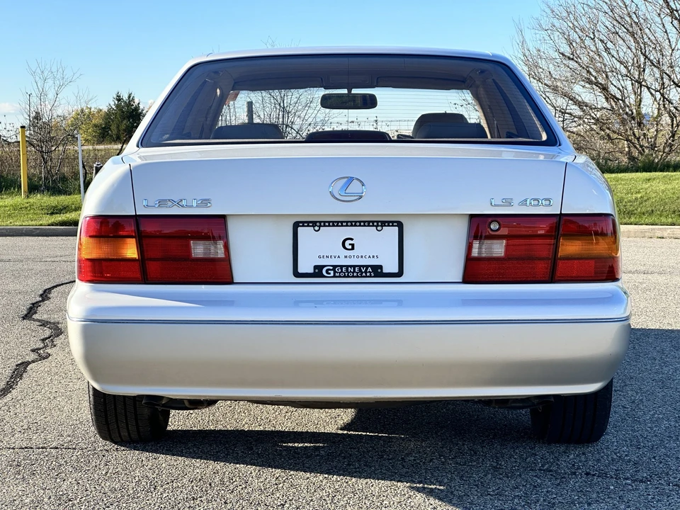 1995 Lexus LS 2nd Gen - Image 9 of 31
