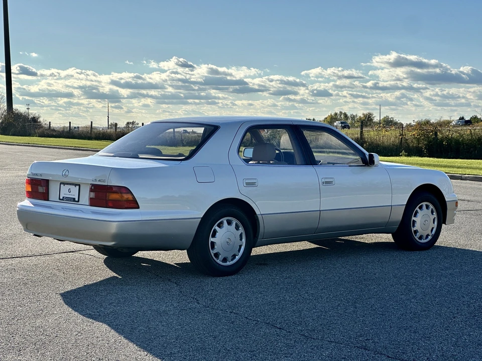 1995 Lexus LS 2nd Gen - Image 10 of 31