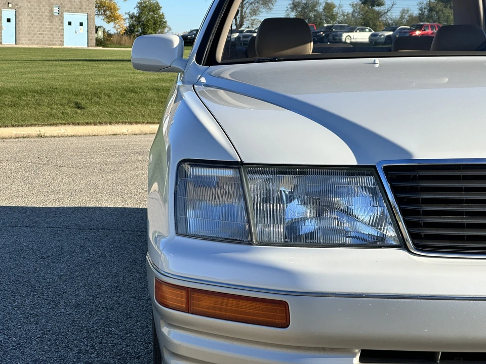 1995 Lexus LS 2nd Gen - Image 15 of 31