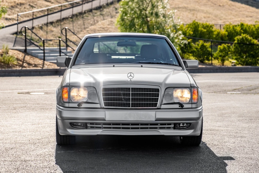 1995 Mercedes-Benz W124 E-Class - Image 8 of 31