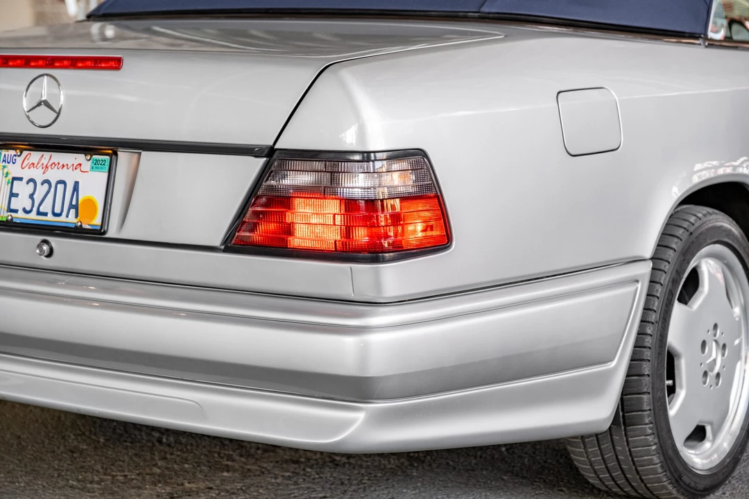 1995 Mercedes-Benz W124 E-Class - Image 29 of 31