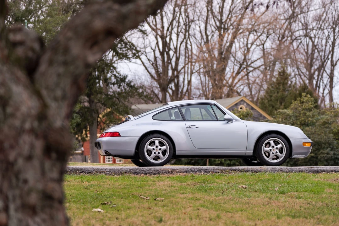 1995 Porsche 993 Carrera - Image 11 of 31