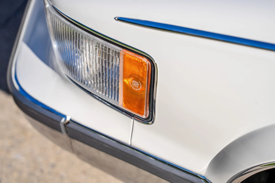 1996 Cadillac Fleetwood - Image 28 of 31