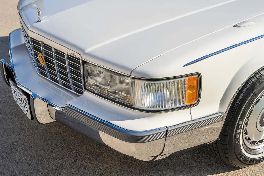 1996 Cadillac Fleetwood - Image 29 of 31