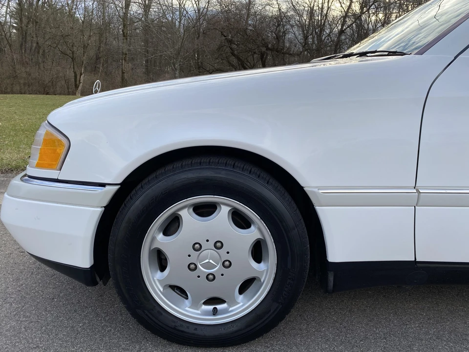 1996 Mercedes-Benz W202 C-Class - Image 30 of 31