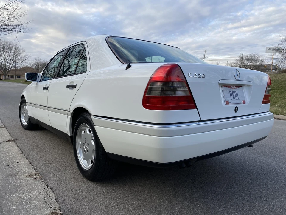 1996 Mercedes-Benz W202 C-Class - Image 10 of 31