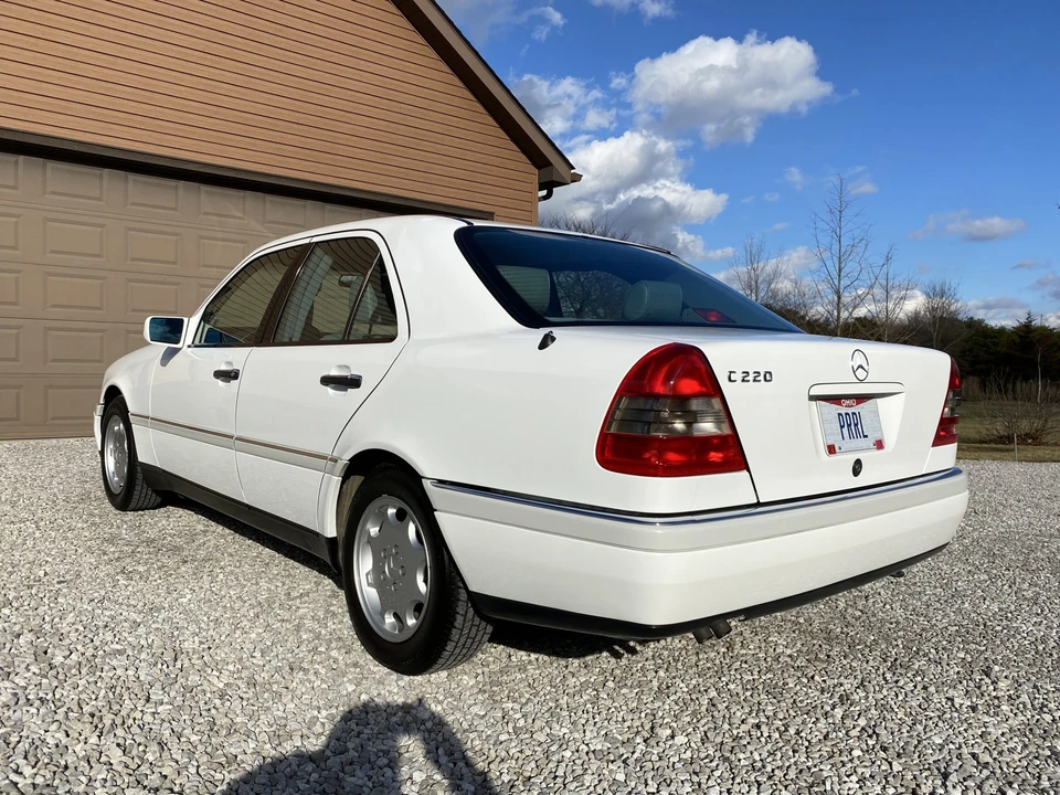 1996 Mercedes-Benz W202 C-Class - Image 12 of 31