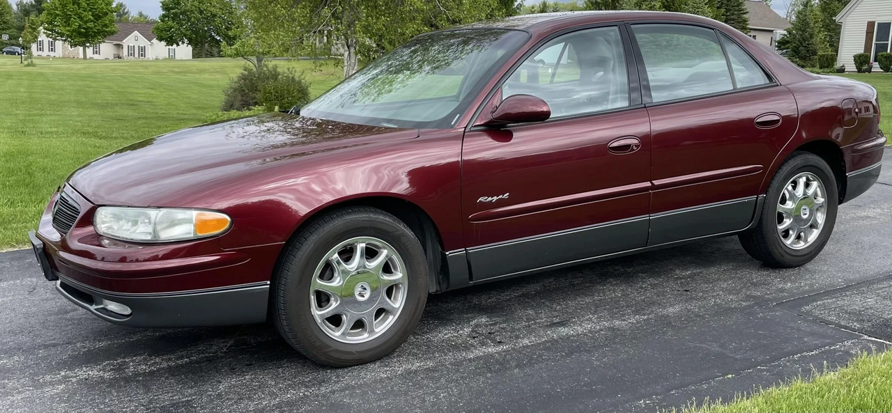 1997 Buick Regal - Image 4 of 31