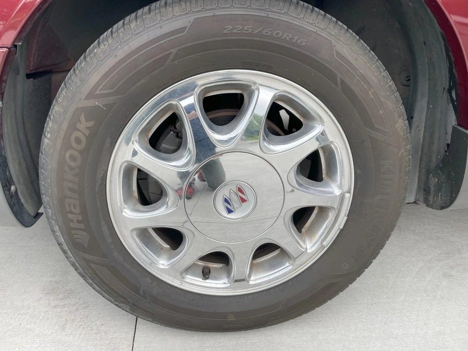 1997 Buick Regal - Image 28 of 31
