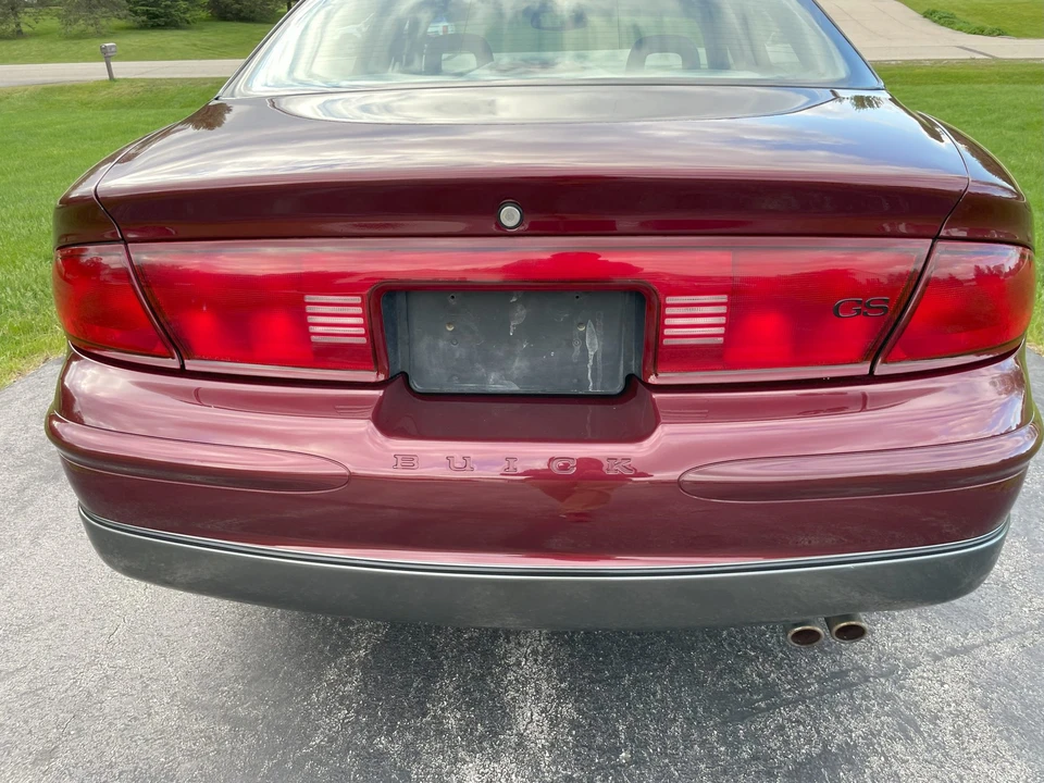 1997 Buick Regal - Image 21 of 31