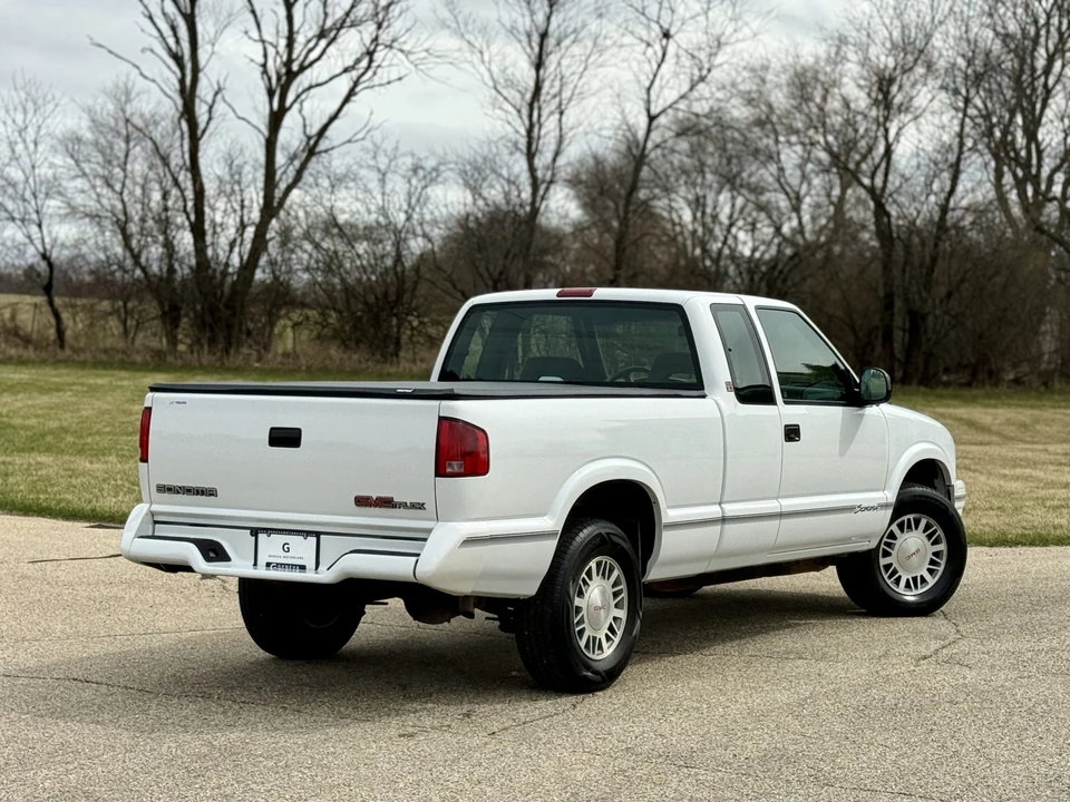 1997 GMC S-15/Sonoma - Image 10 of 31
