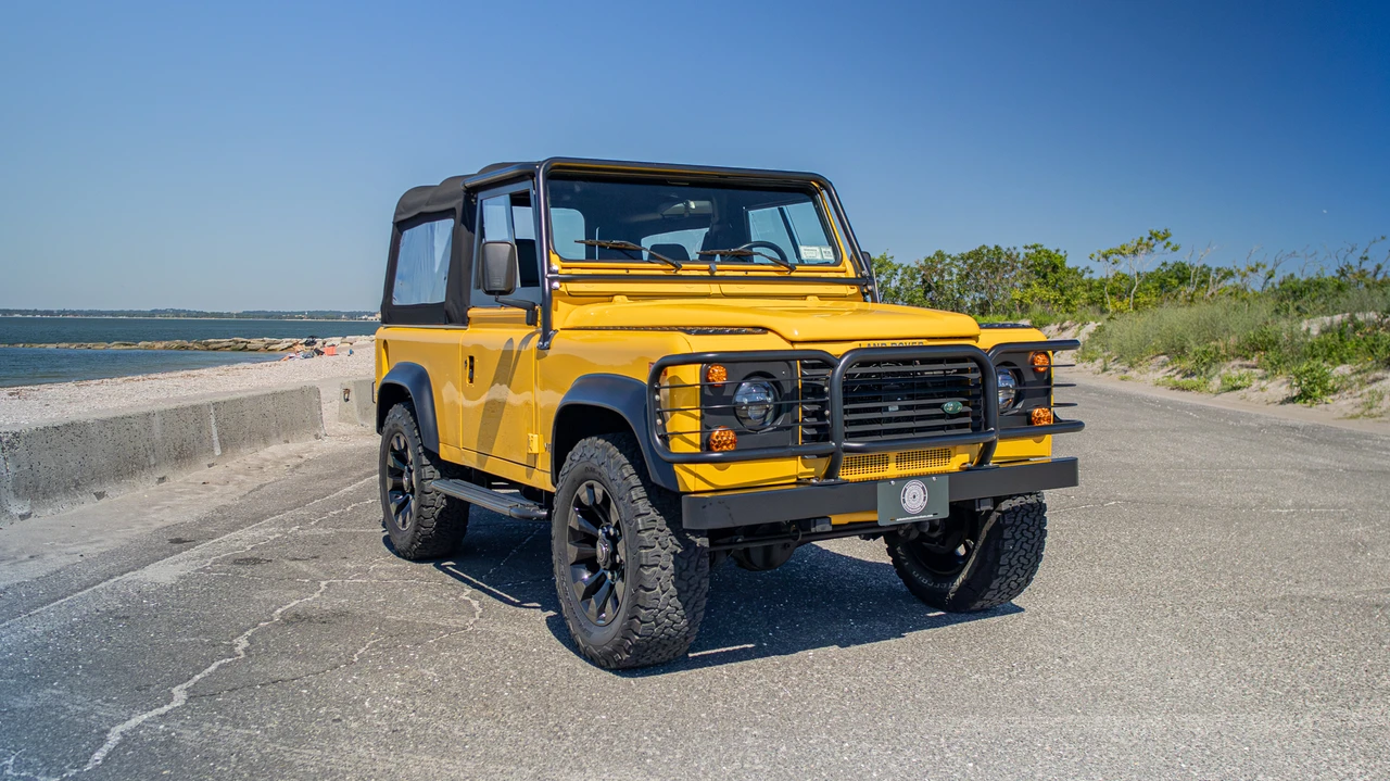 1997 Land Rover Defender 90 - Image 15 of 31