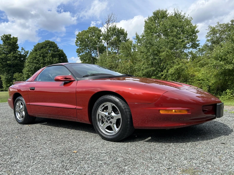 1997 Pontiac Firebird 4th Gen - Image 9 of 31