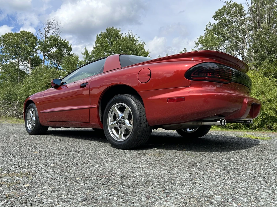 1997 Pontiac Firebird 4th Gen - Image 25 of 31