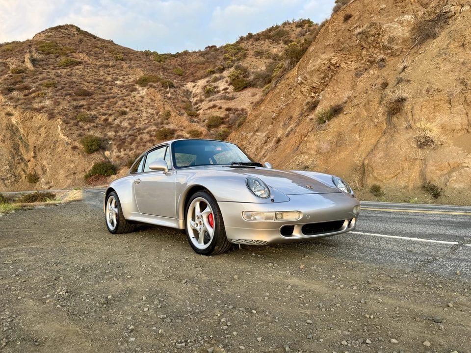 1997 Porsche 993 Carrera 4S - Image 23 of 31