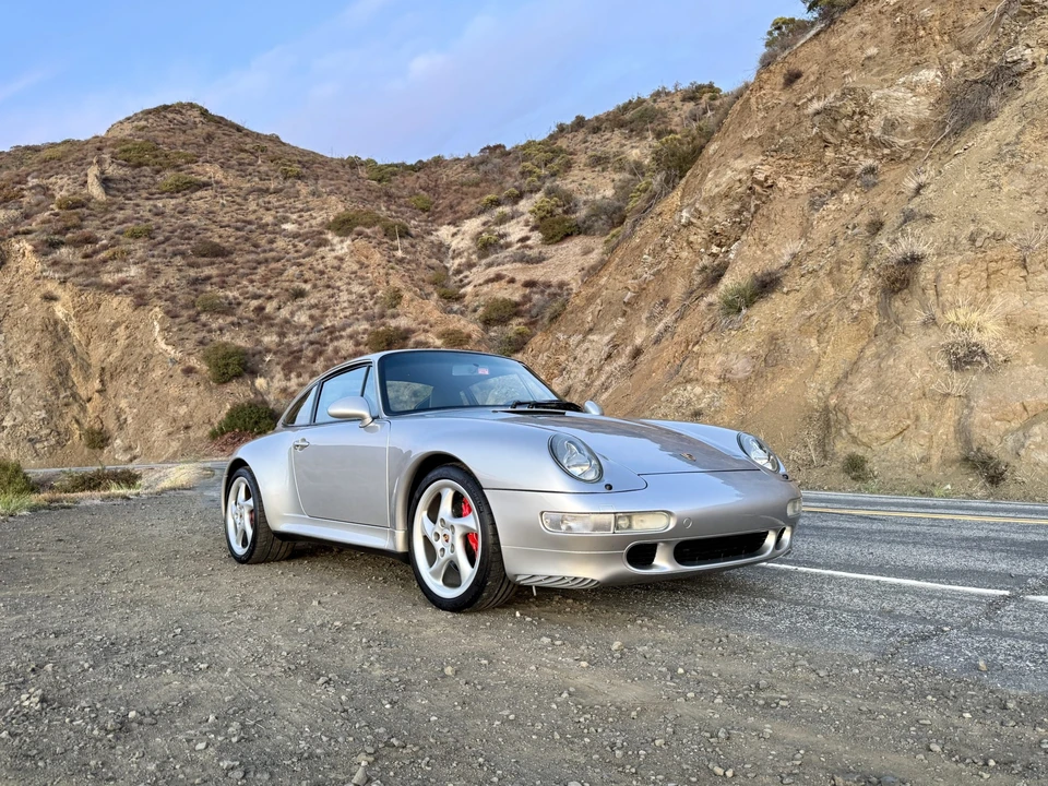 1997 Porsche 993 Carrera 4S - Image 24 of 31