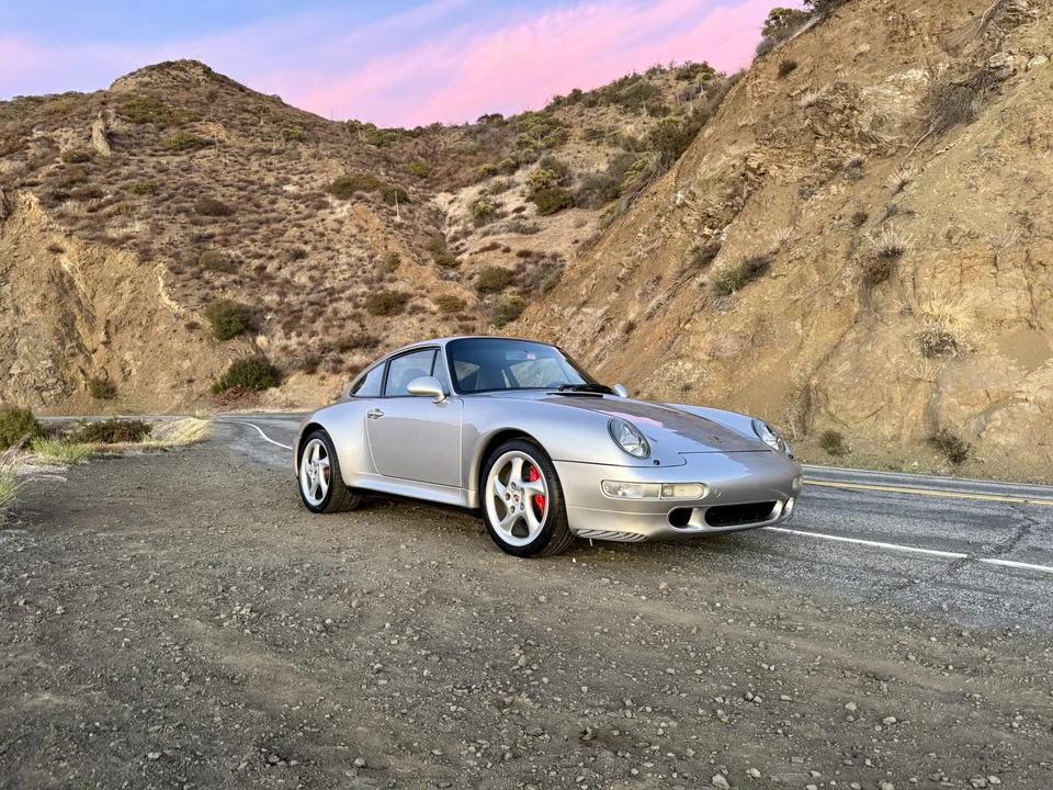 1997 Porsche 993 Carrera 4S - Image 25 of 31